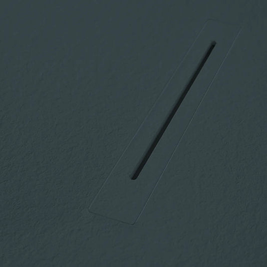 Nahaufnahme des verdeckten Ablaufs Mineralguss Duschwanne in Anthrazit